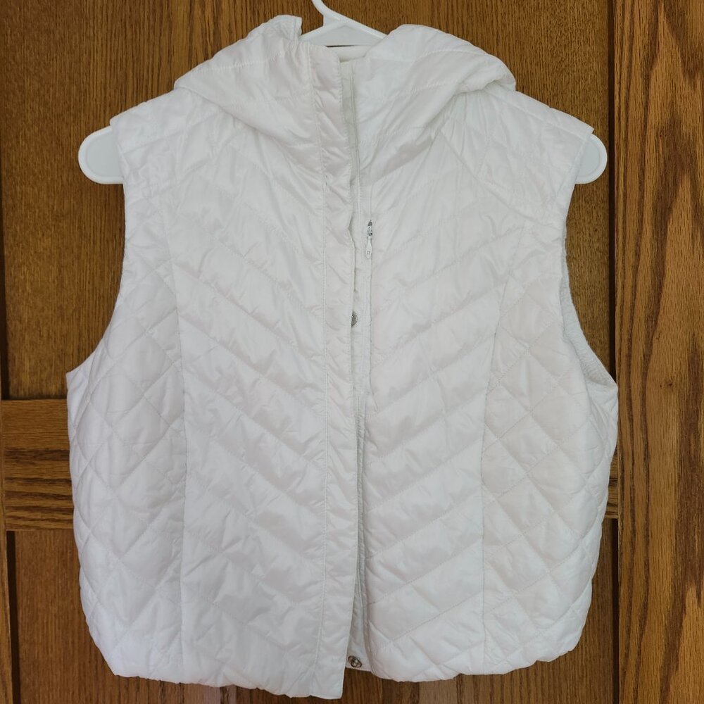 Lululemon Pearl White Packable Puffer Hoodie Vest Size 10